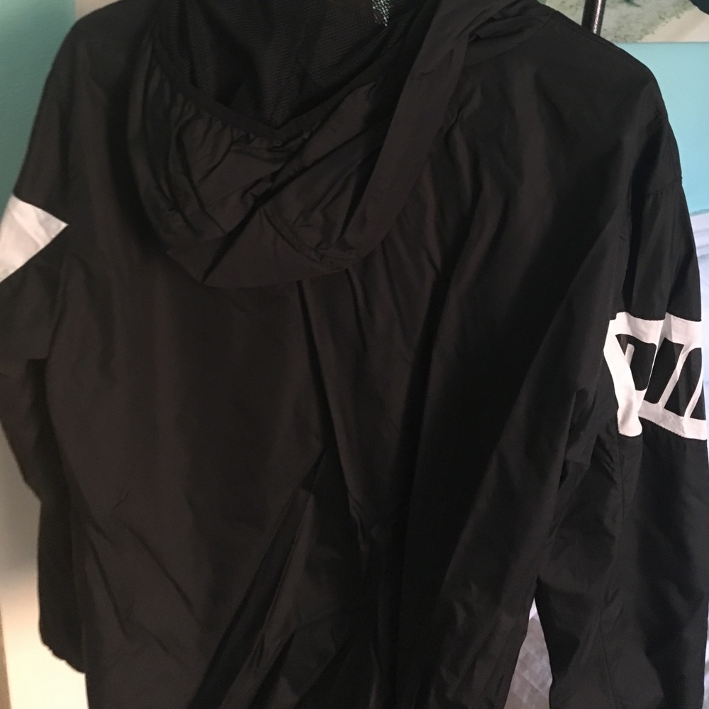 Puma windbreaker - Picture 3 of 3